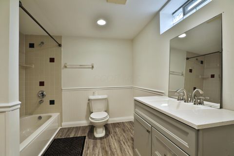 Tiny photo for 512 Park Overlook Drive, Worthington, OH 43085 (MLS # 225040253)