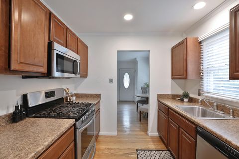Tiny photo for 512 Park Overlook Drive, Worthington, OH 43085 (MLS # 225040253)