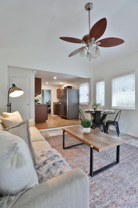 Tiny photo for 512 Park Overlook Drive, Worthington, OH 43085 (MLS # 225040253)