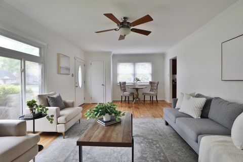 Tiny photo for 512 Park Overlook Drive, Worthington, OH 43085 (MLS # 225040253)