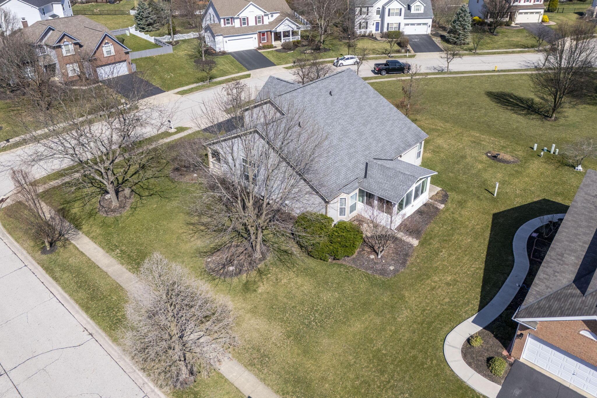 1933 Winter Creek Court, Grove City, Ohio image 6