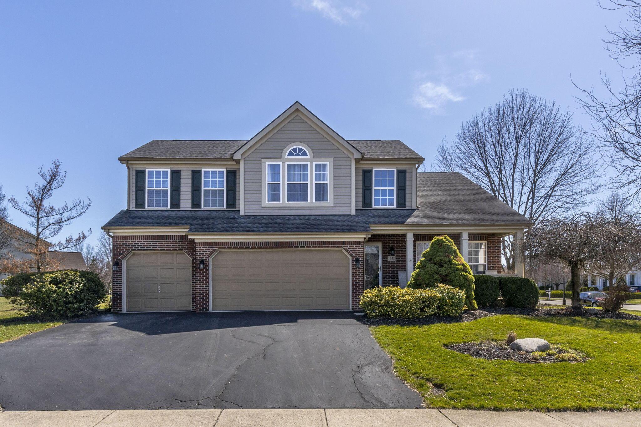 1933 Winter Creek Court, Grove City, Ohio image 1