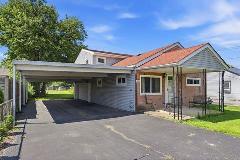 Photo of 1031 Rumsey Road, Columbus, OH 43207 (MLS # 226017858)