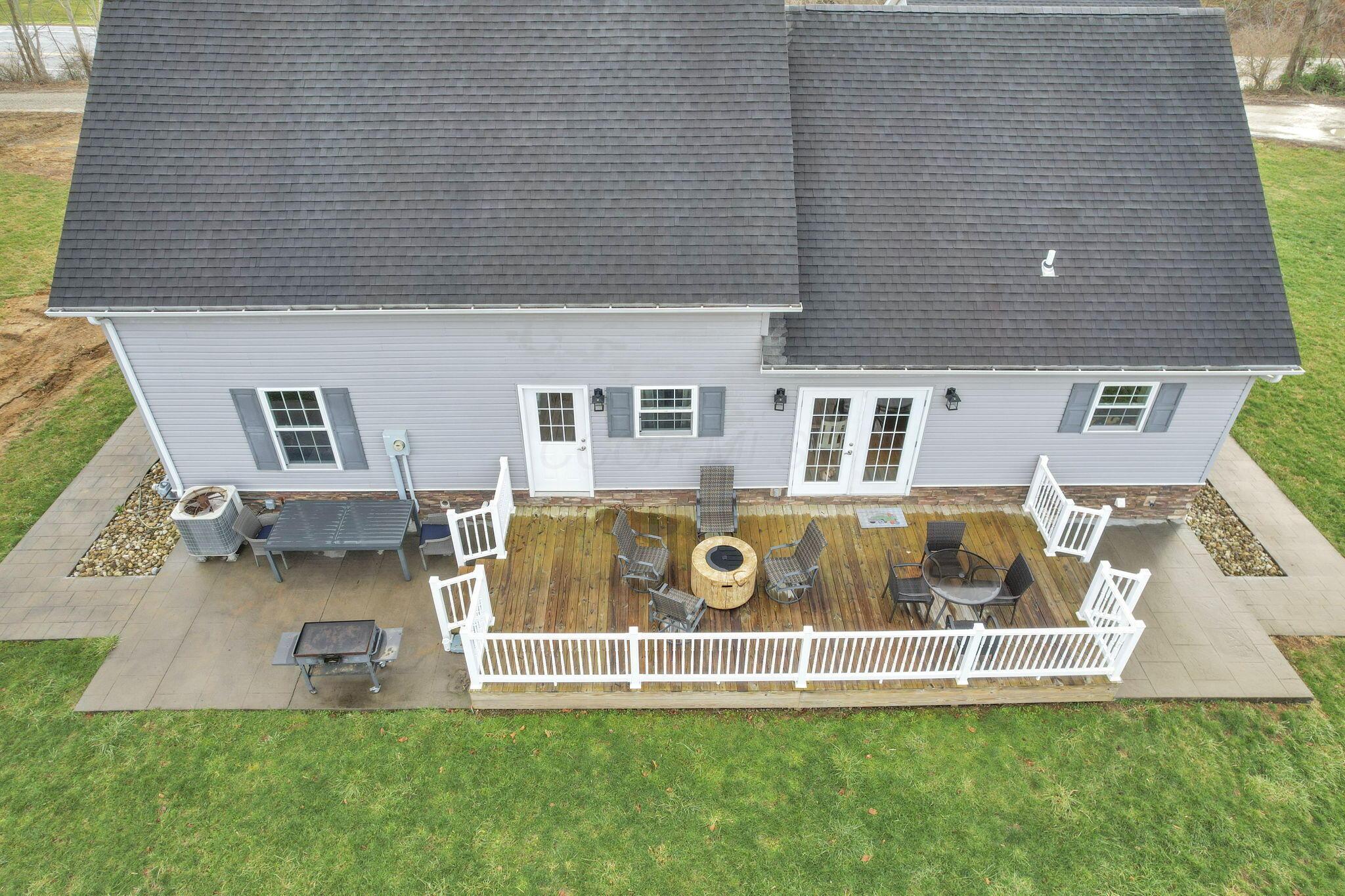 9995 W Pike, Hopewell, Ohio image 8