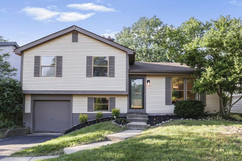 Photo of 2950 Charmwood Court, Dublin, OH 43017 (MLS # 226020265)