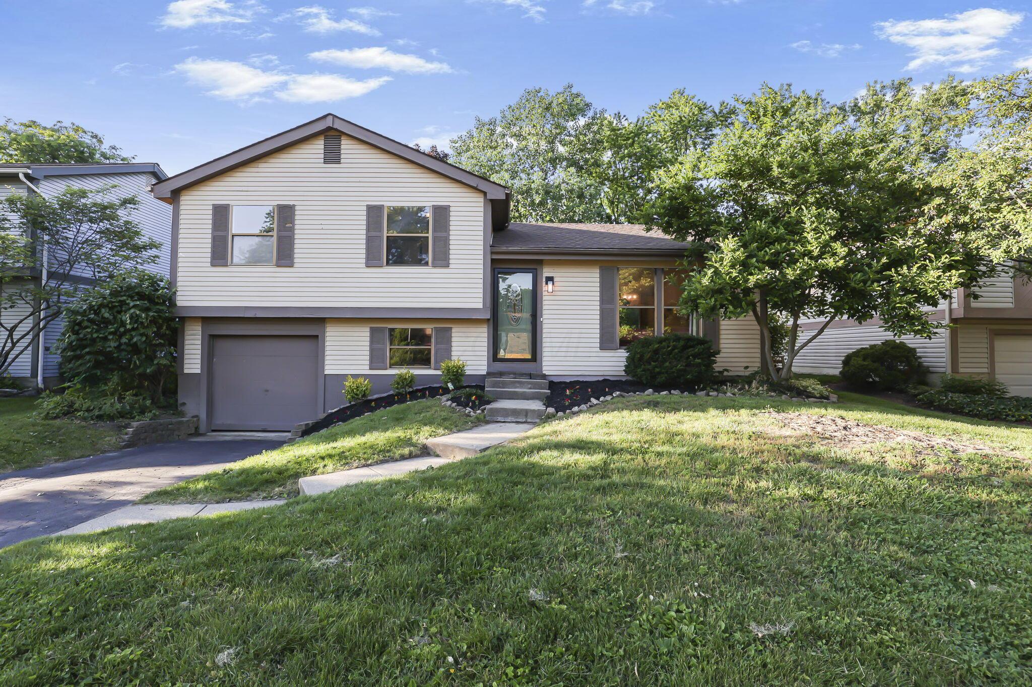 2950 Charmwood Court