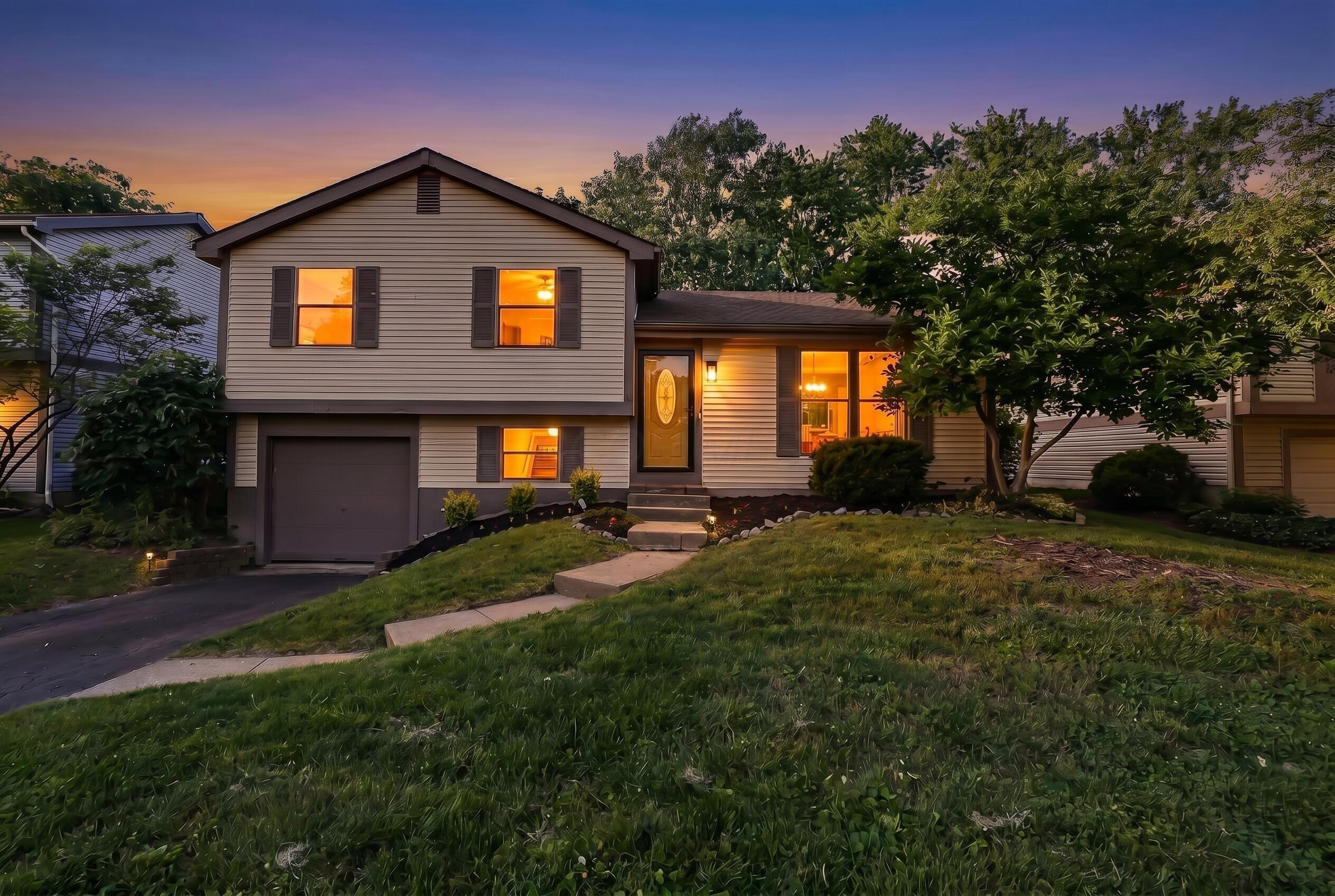 2950 Charmwood Court