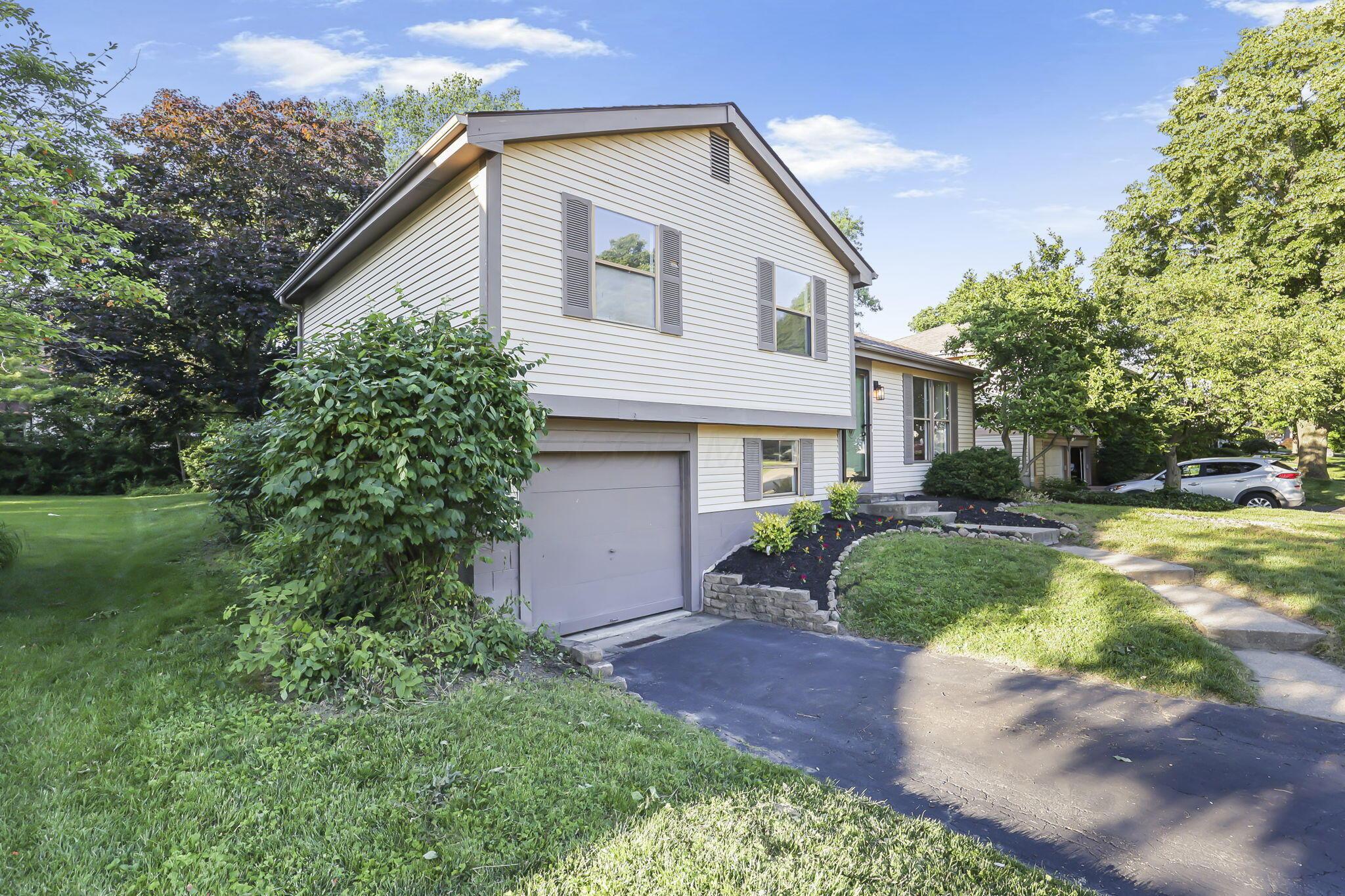 2950 Charmwood Court
