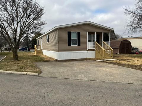 Photo of 1330 Hanover Road 71 #71, Delaware, OH 43015 (MLS # 226005044)