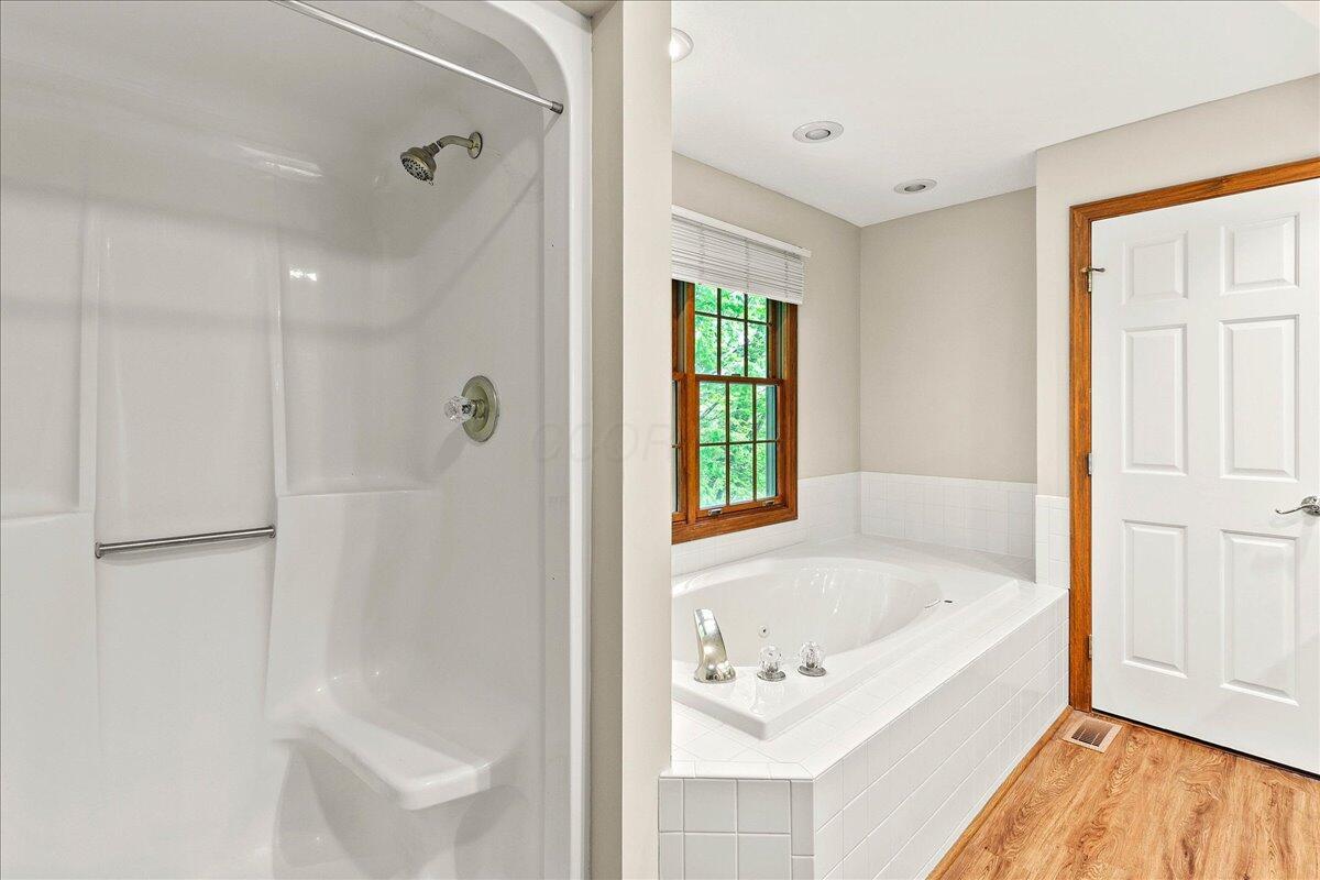 1312 Glenview Circle, Bellefontaine, Ohio image 42