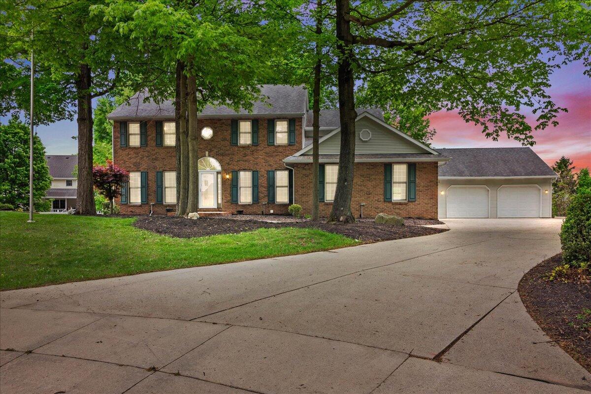 1312 Glenview Circle, Bellefontaine, Ohio image 2