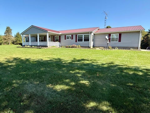 Photo of 1520 Parrett Road, Greenfield, OH 45123 (MLS # 226039001)