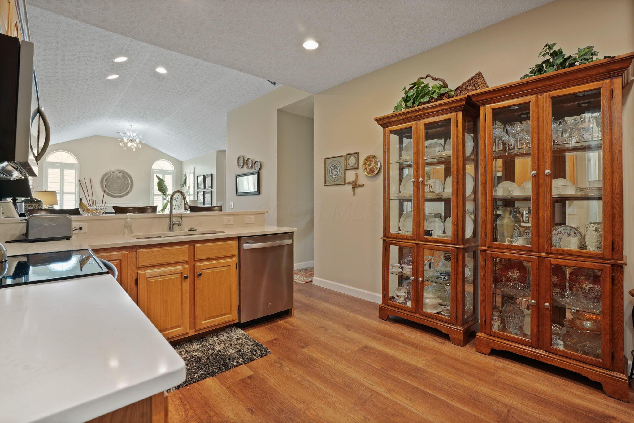 3757 Stoneway Point, Powell, Ohio image 15