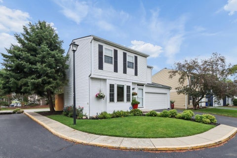 Tiny photo for 7723 Gorman Drive 229 #229, Worthington, OH 43085 (MLS # 226036345)