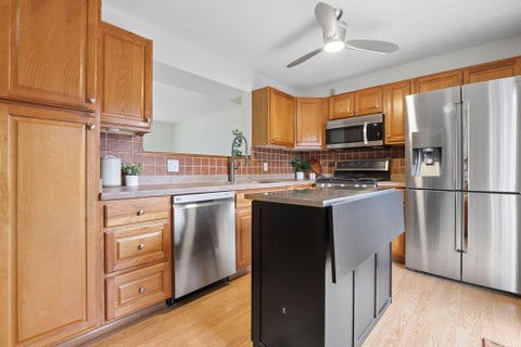 Tiny photo for 7723 Gorman Drive 229 #229, Worthington, OH 43085 (MLS # 226036345)
