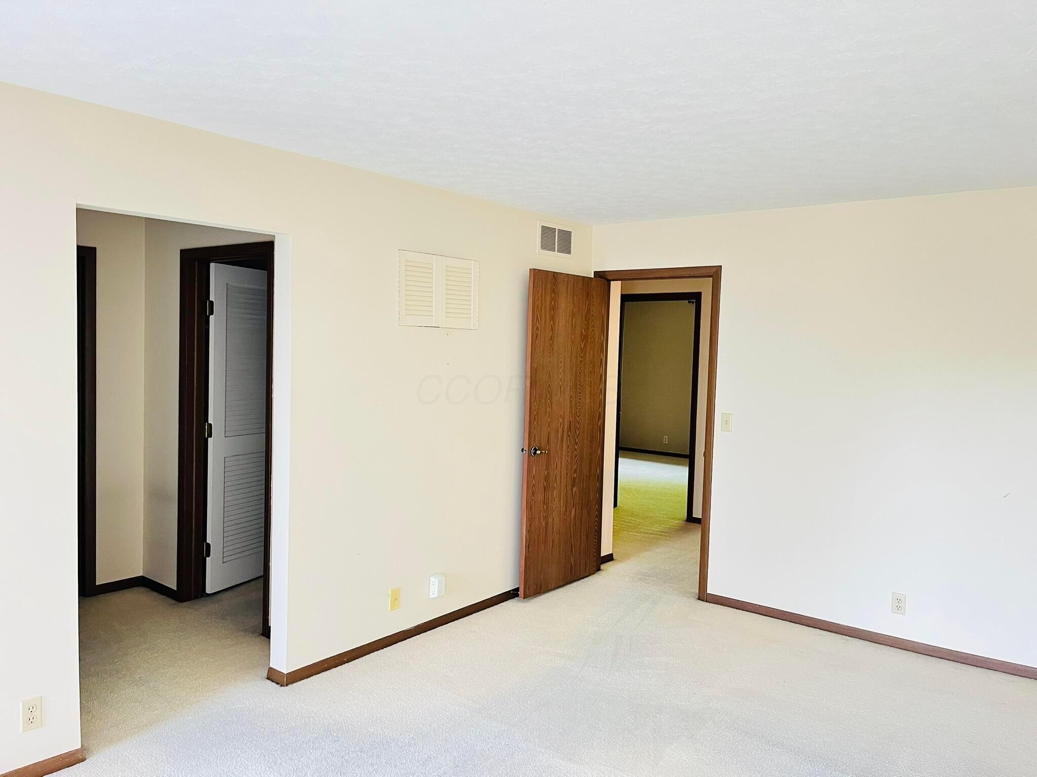 691 Tall Oaks Court, Newark, Ohio image 16