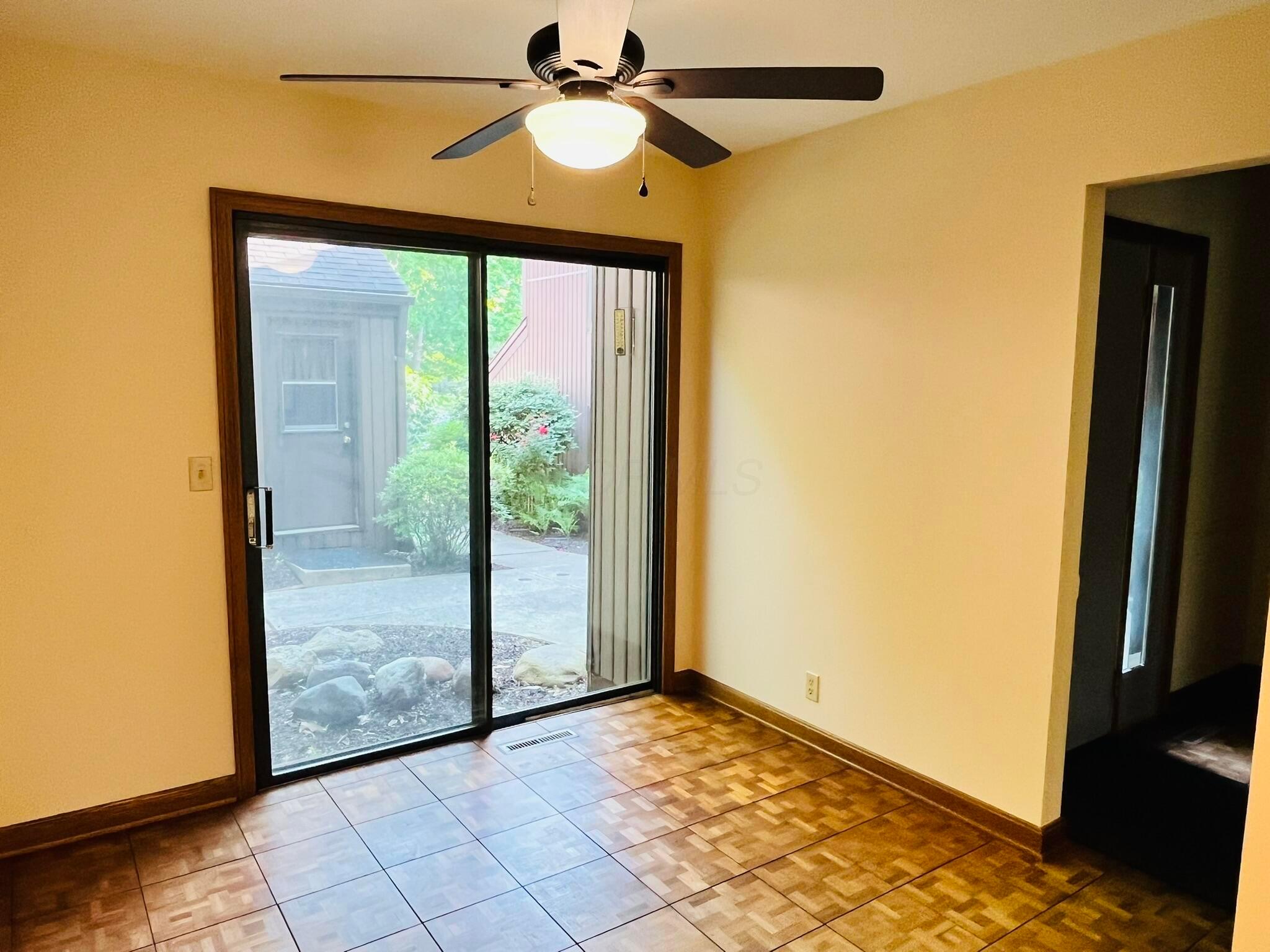 691 Tall Oaks Court, Newark, Ohio image 13