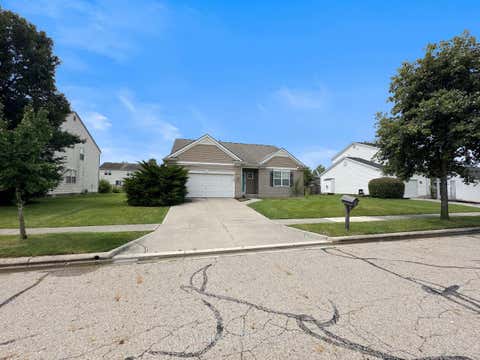 Photo of 5743 Cedar Lawn Drive, Groveport, OH 43125 (MLS # 226030565)