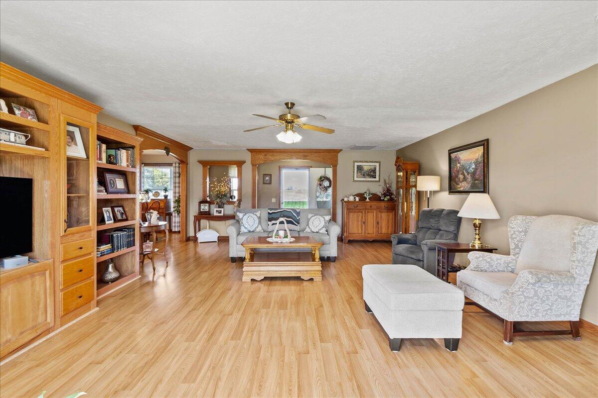 10543 County Road 41, West Liberty, Ohio image 15