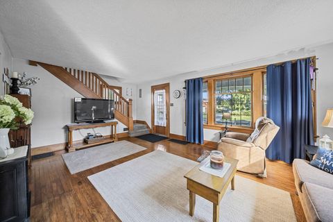 Tiny photo for 221 W Oakwood Avenue, Bucyrus, OH 44820 (MLS # 225037613)