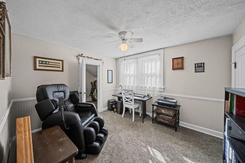 Tiny photo for 221 W Oakwood Avenue, Bucyrus, OH 44820 (MLS # 225037613)