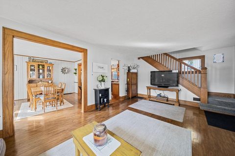 Tiny photo for 221 W Oakwood Avenue, Bucyrus, OH 44820 (MLS # 225037613)