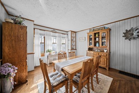 Tiny photo for 221 W Oakwood Avenue, Bucyrus, OH 44820 (MLS # 225037613)