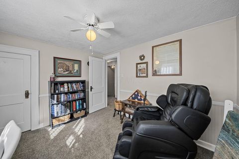 Tiny photo for 221 W Oakwood Avenue, Bucyrus, OH 44820 (MLS # 225037613)