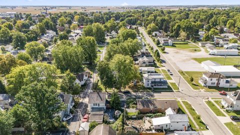 Tiny photo for 221 W Oakwood Avenue, Bucyrus, OH 44820 (MLS # 225037613)