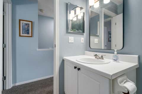 Tiny photo for 4043 Parkcove Drive 19A #19A, Columbus, OH 43230 (MLS # 226025908)