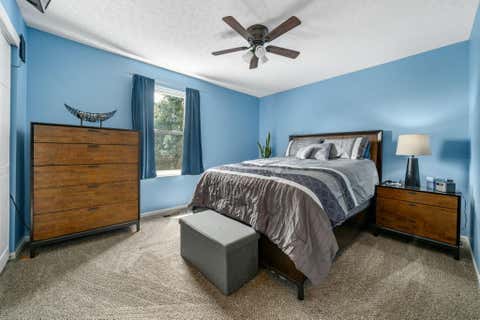 Tiny photo for 4043 Parkcove Drive 19A #19A, Columbus, OH 43230 (MLS # 226025908)