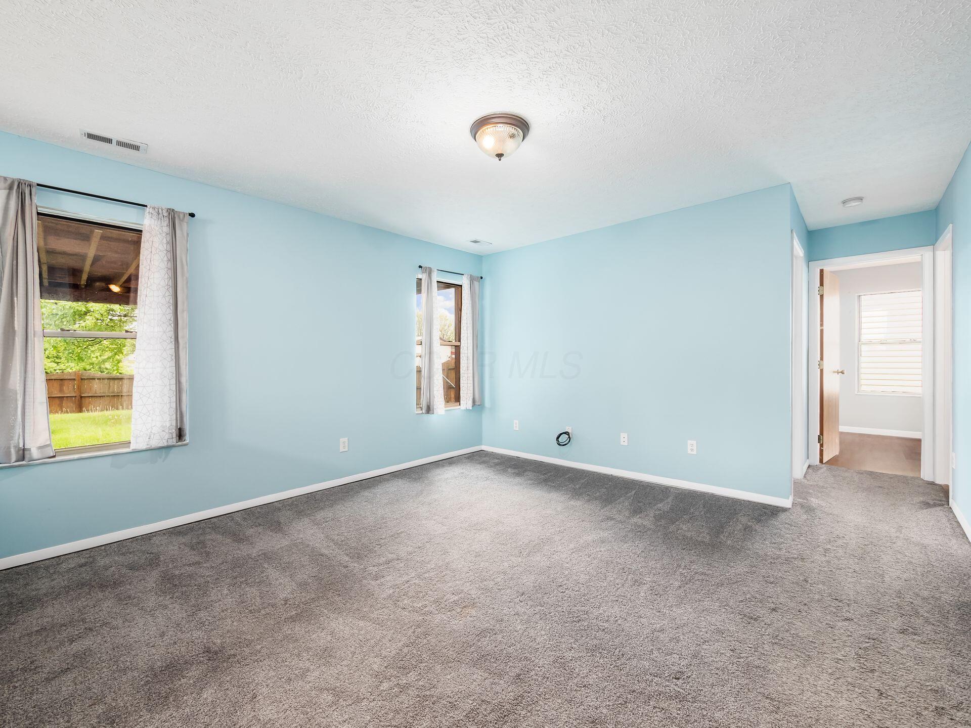 1633 Milington Way, Marysville, Ohio image 7