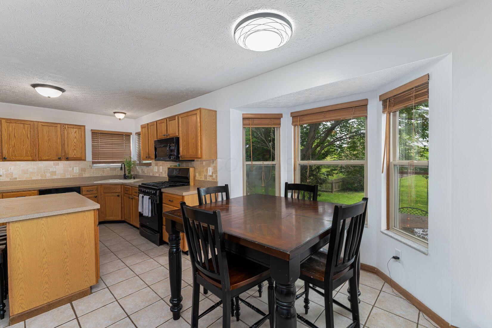 8782 Ormiston Circle, Reynoldsburg, Ohio image 12