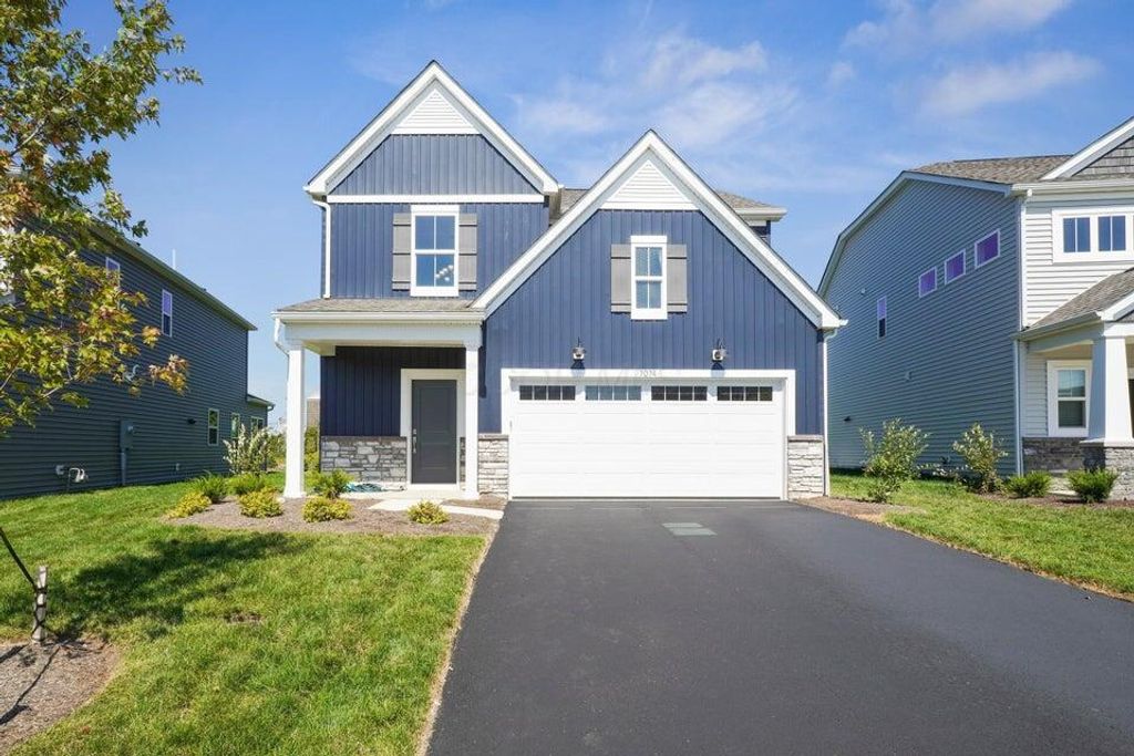 Photo of 7074 Unitas Loop, Powell, OH 43065 (MLS # 225044326)