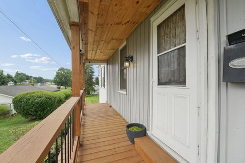 Tiny photo for 107 W Sandusky Street, Fredericktown, OH 43019 (MLS # 226030277)
