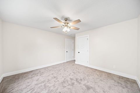 Tiny photo for 333 N 10th Street, Newark, OH 43055 (MLS # 225040311)
