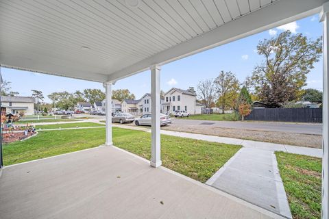 Tiny photo for 333 N 10th Street, Newark, OH 43055 (MLS # 225040311)