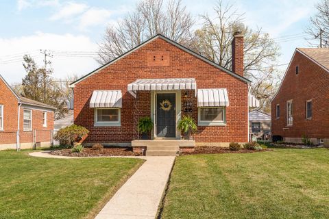 Photo of 140 E Beechwold Boulevard, Columbus, OH 43214 (MLS # 226011413)