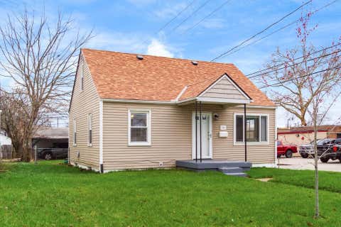 Photo of 720 S Hampton Road, Columbus, OH 43213 (MLS # 226014394)
