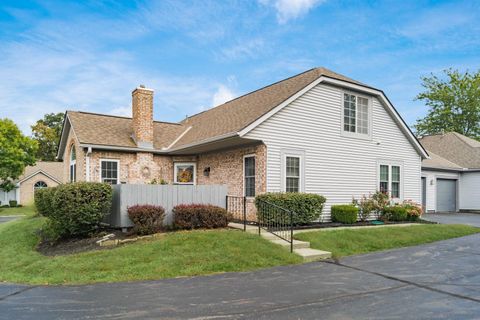 Photo of 297 Villa Oaks Lane, Columbus, OH 43230 (MLS # 225036374)