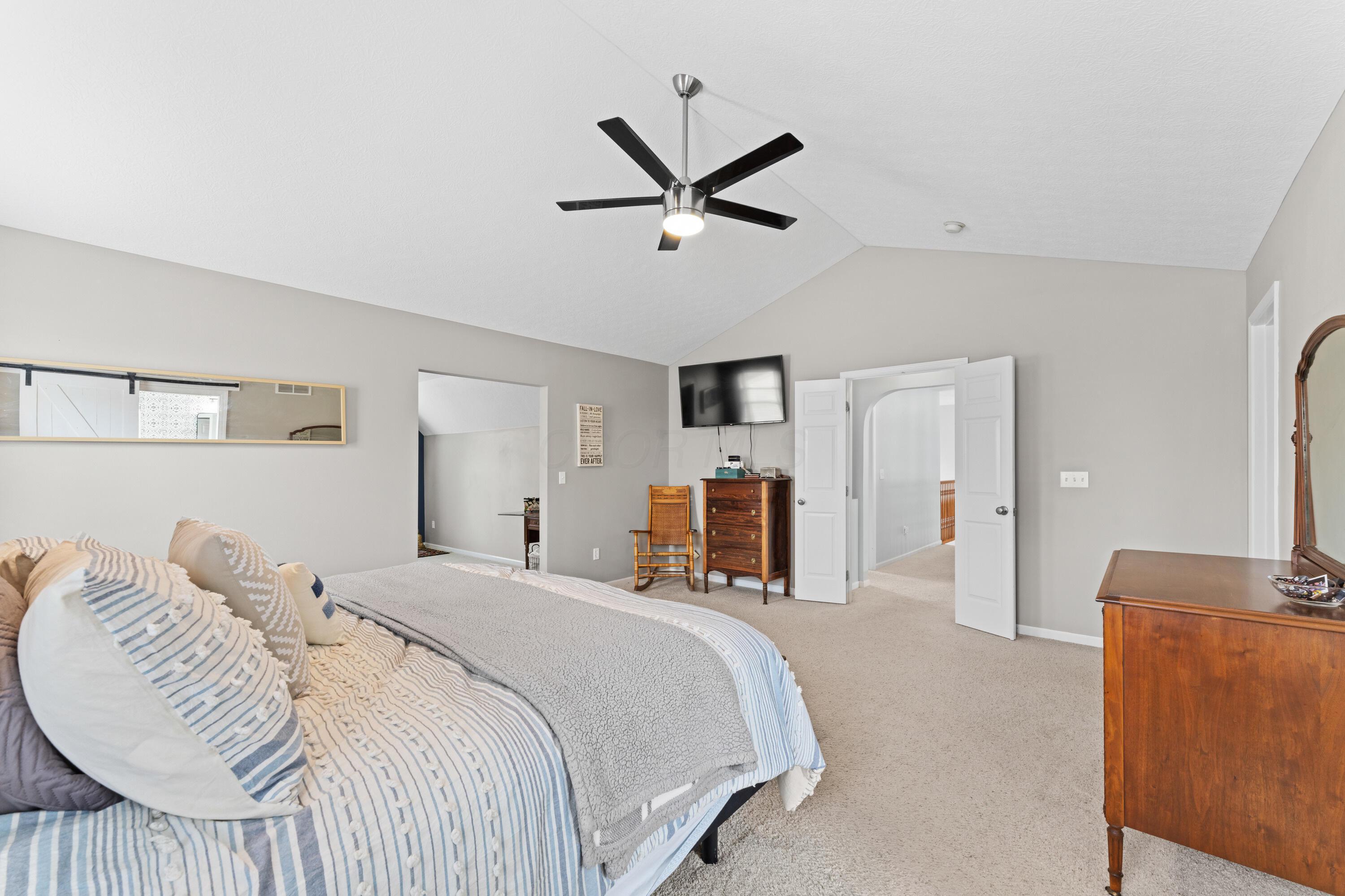 8853 Hickory View Street, Canal Winchester, Ohio image 38