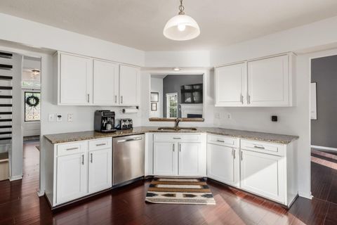 Tiny photo for 4774 Bosk Drive, New Albany, OH 43054 (MLS # 225033741)