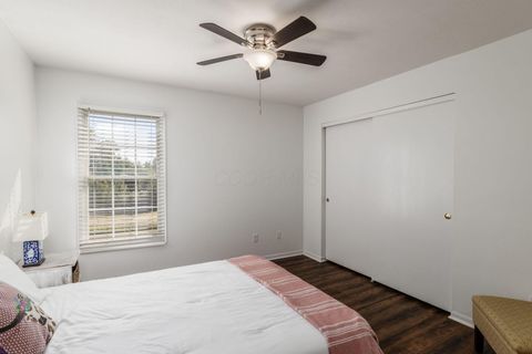 Tiny photo for 4774 Bosk Drive, New Albany, OH 43054 (MLS # 225033741)