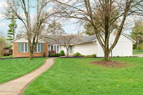 3823 Beecham Court, Upper Arlington, OH 43220 - #: 225011295