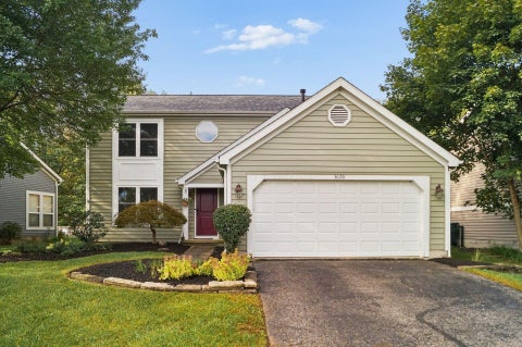 Photo of 1635 Gardenstone Drive, Columbus, OH 43235 (MLS # 226037707)