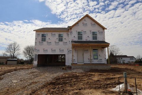 Photo of 8109 Griffin Drive, Reynoldsburg, OH 43068 (MLS # 226011509)