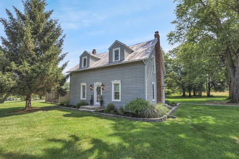 Photo of 956 N State Route 61, Sunbury, OH 43074 (MLS # 225027003)