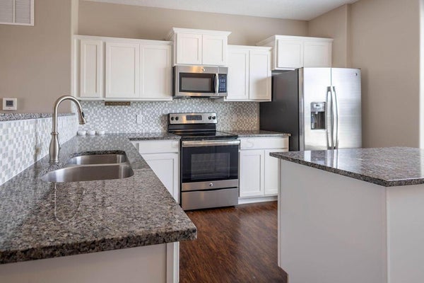 5750 HAYDEN RUN BLVD, DUBLIN, OH 43016 - Image b505b87b9ead7ca3d353ef3a1cfb4c8f/2294932930