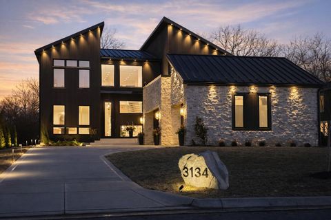 Photo of 3134 Asbury Drive, Columbus, OH 43221 (MLS # 226006192)