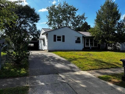 Photo of 443 Beaver Avenue, Whitehall, OH 43213 (MLS # 226034549)